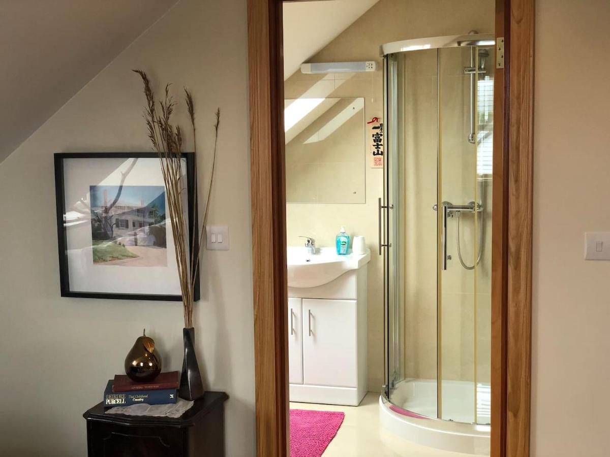 Connemara. 3 Bedroom, 8 Bed, Holiday Home Γκάλγουεϊ Εξωτερικό φωτογραφία