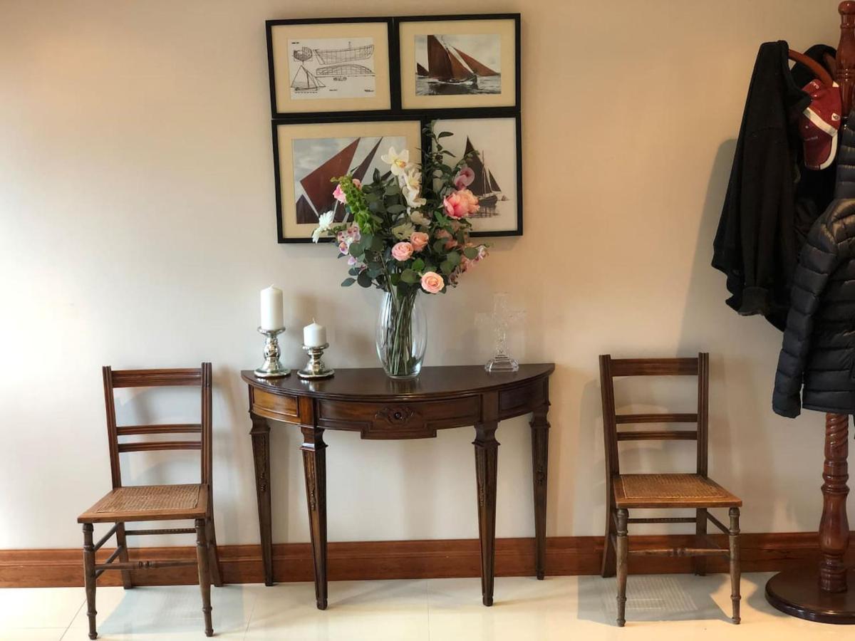 Connemara. 3 Bedroom, 8 Bed, Holiday Home Γκάλγουεϊ Εξωτερικό φωτογραφία