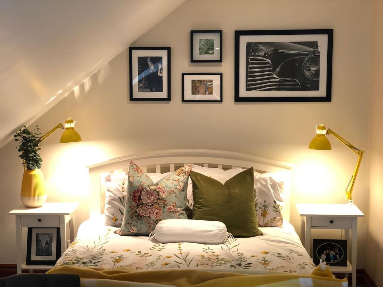 Connemara. 3 Bedroom, 8 Bed, Holiday Home Γκάλγουεϊ Εξωτερικό φωτογραφία